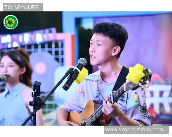 大连足球激情四溢的旋律与梦想共舞的歌曲集锦